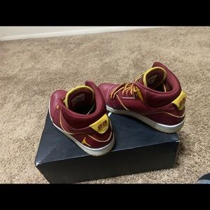 Jordan 1 flight 2 retro red